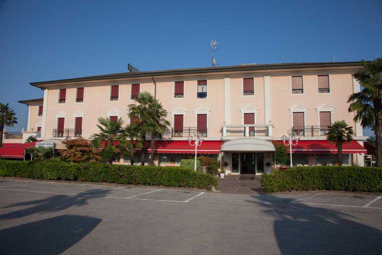 Hotel Master Albignasego Kültér fotó
