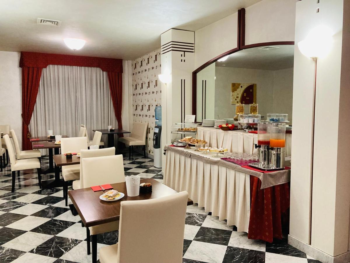 Hotel Master Albignasego Kültér fotó